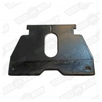 PLATE-ROOF RACK RAIL ASSEMBLY PAD