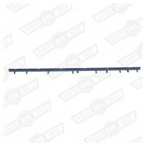 BOTTOM WINDOW TRIM RAIL-ESTATE BODYSIDE-RH