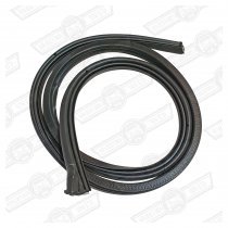 SEAL-FRONT/REAR DOOR GAP-LAMM CABRIOLET