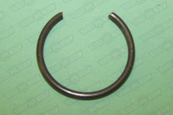 CIRCLIP-RETAINING-DRIVESHAFT TO CV JOINT