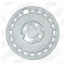 HUB CAP-FULL WIDTH-WHITE-12'' WHEELS-ADVANTAGE (no centre ca