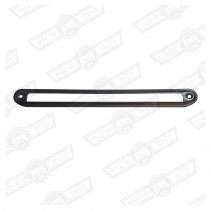 ESCUTCHEON-DE-MIST VENT- DASH RAIL COOPER/'S'-BLACK