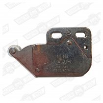 LATCH-GLOVEBOX LID-ROVER WALNUT DASH ETC.