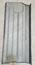 FLOOR-FRONT TO REAR SALOON-(INJECTION PRESSING) RH HALF NON-GEN