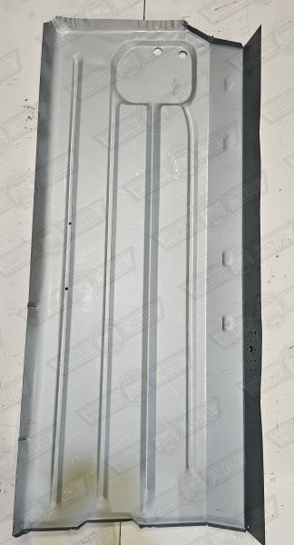 FLOOR-FRONT TO REAR SALOON-(INJECTION PRESSING) RH HALF NON-GEN