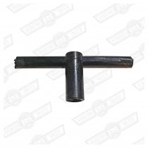 T PIECE-VACUUM PIPE- CARB.MODELS-'92-'94